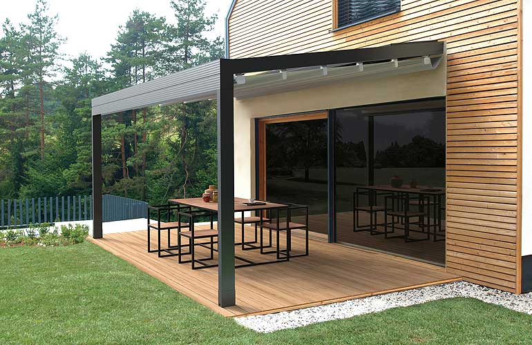 Gibus auduma pergolas ar slīpu jumtu Gibus auduma pergolas ar slīpu jumtu